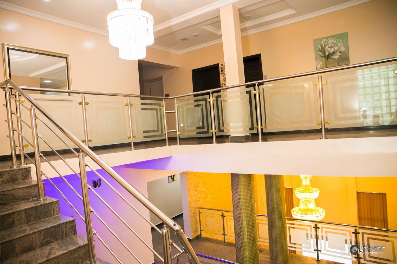 Fawzy Hotel Ibadan Kültér fotó