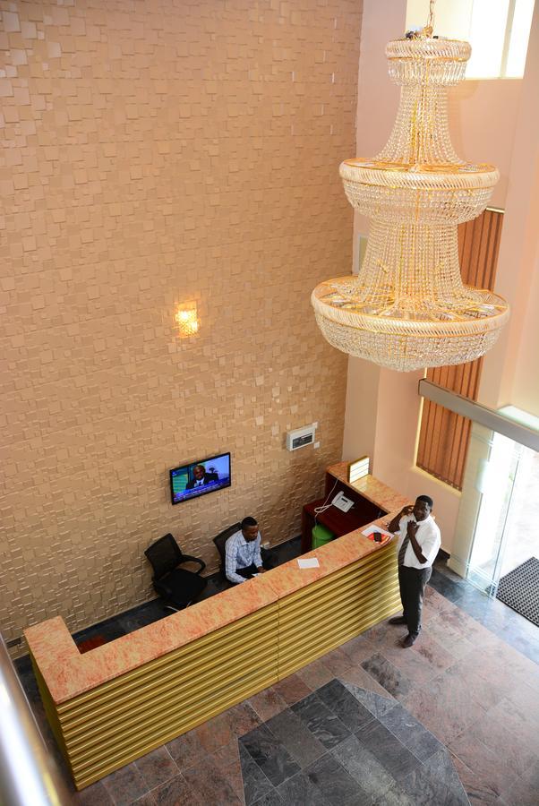 Fawzy Hotel Ibadan Kültér fotó