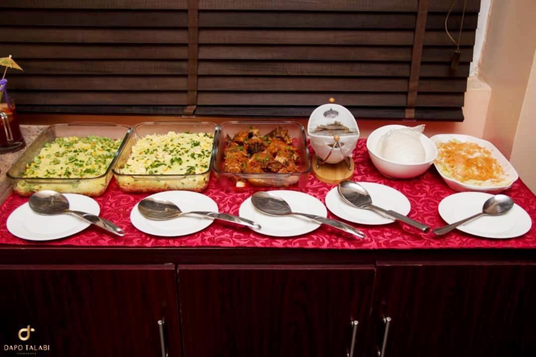 Fawzy Hotel Ibadan Kültér fotó