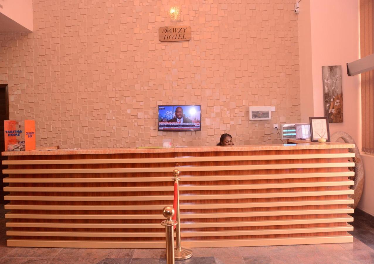 Fawzy Hotel Ibadan Kültér fotó